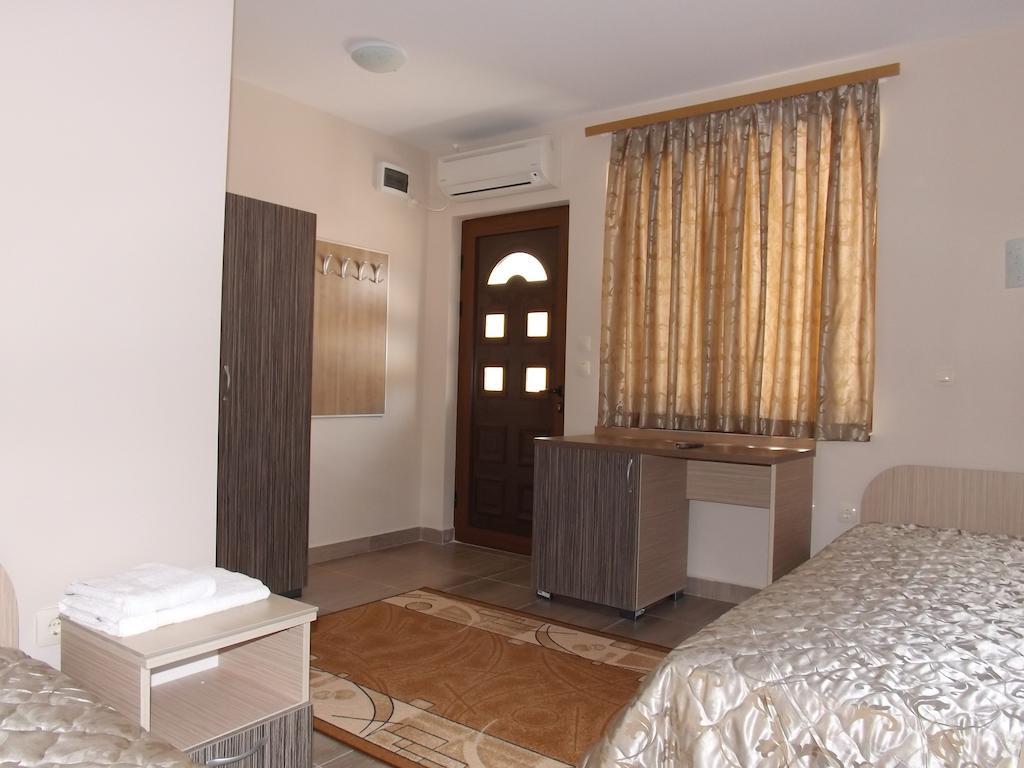 Hotel Fantasy Lyubimets Dış mekan fotoğraf