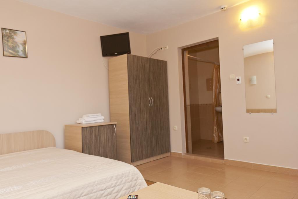 Hotel Fantasy Lyubimets Oda fotoğraf